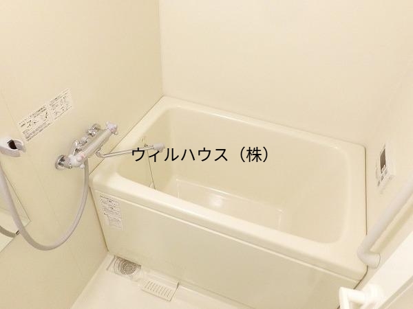 バス・シャワールーム　キレイな浴槽！