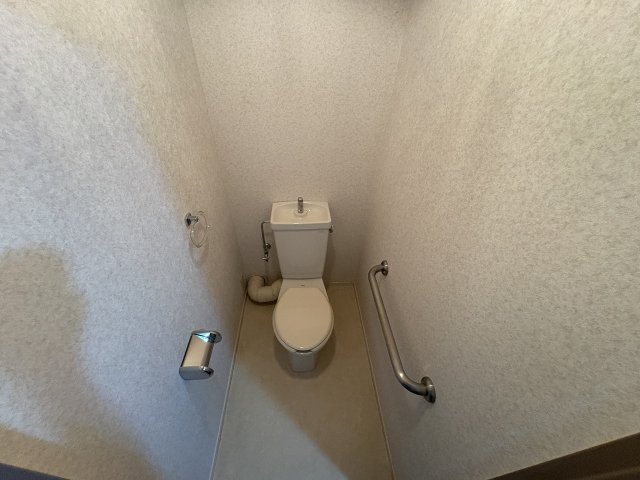 トイレ　コンパクトで使いやすいトイレです