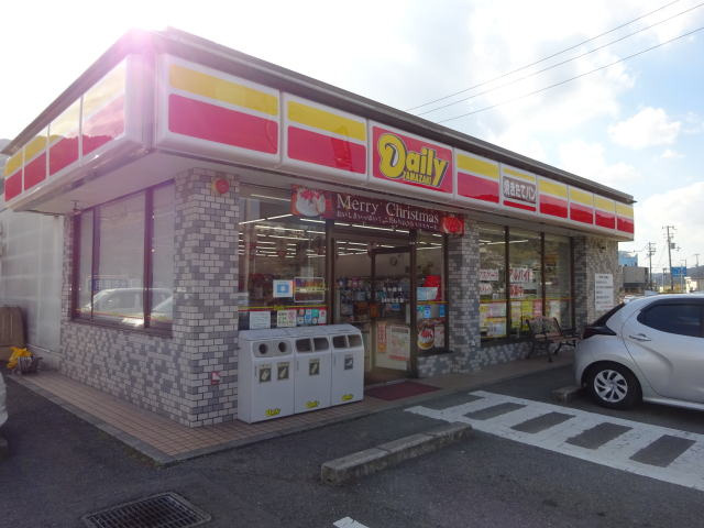 コンビニ　デイリーヤマザキ 下津町小南店様（コンビニ）まで801m