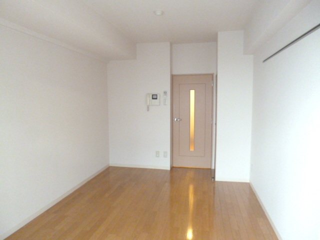 居室・リビング　※別部屋参考写真