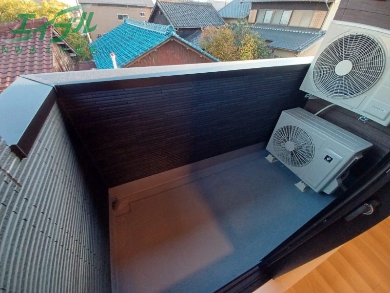 バルコニー　同型参考写真です