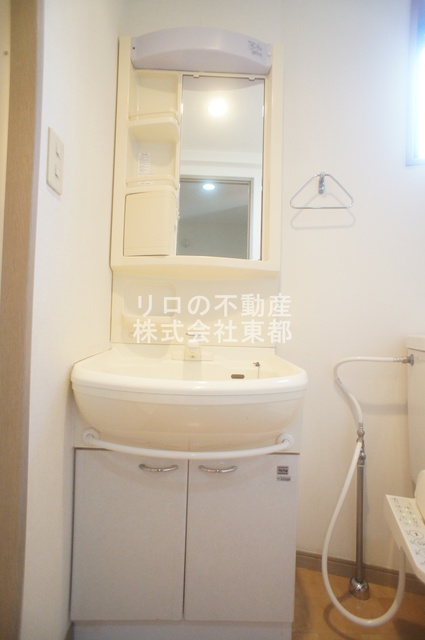 洗面設備　独立洗面台なら落ち着いて身支度ができます☆