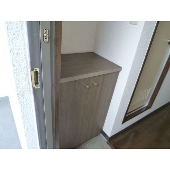 玄関　別部屋参考写真