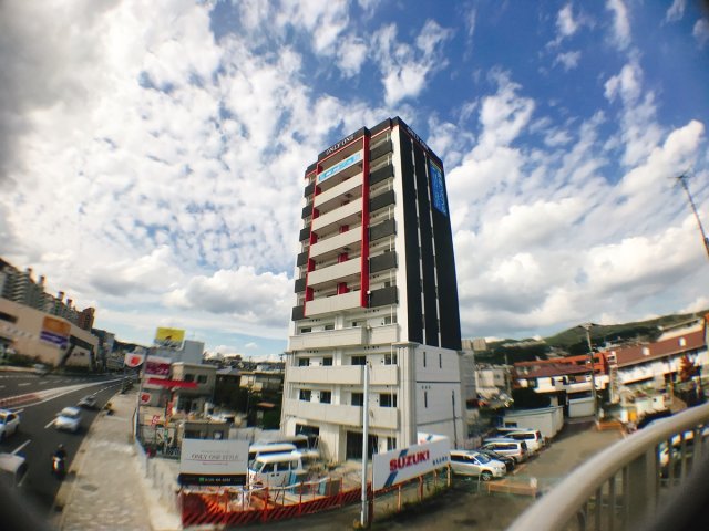 建物外観　オートロック付きで安心です♪