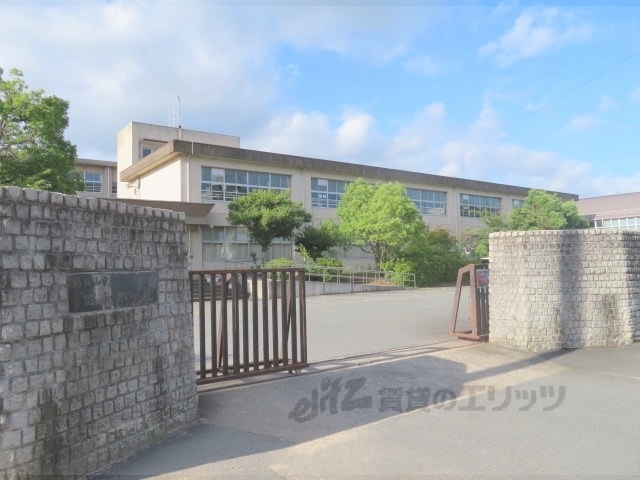 小学校　昭和小学校（小学校）まで850m