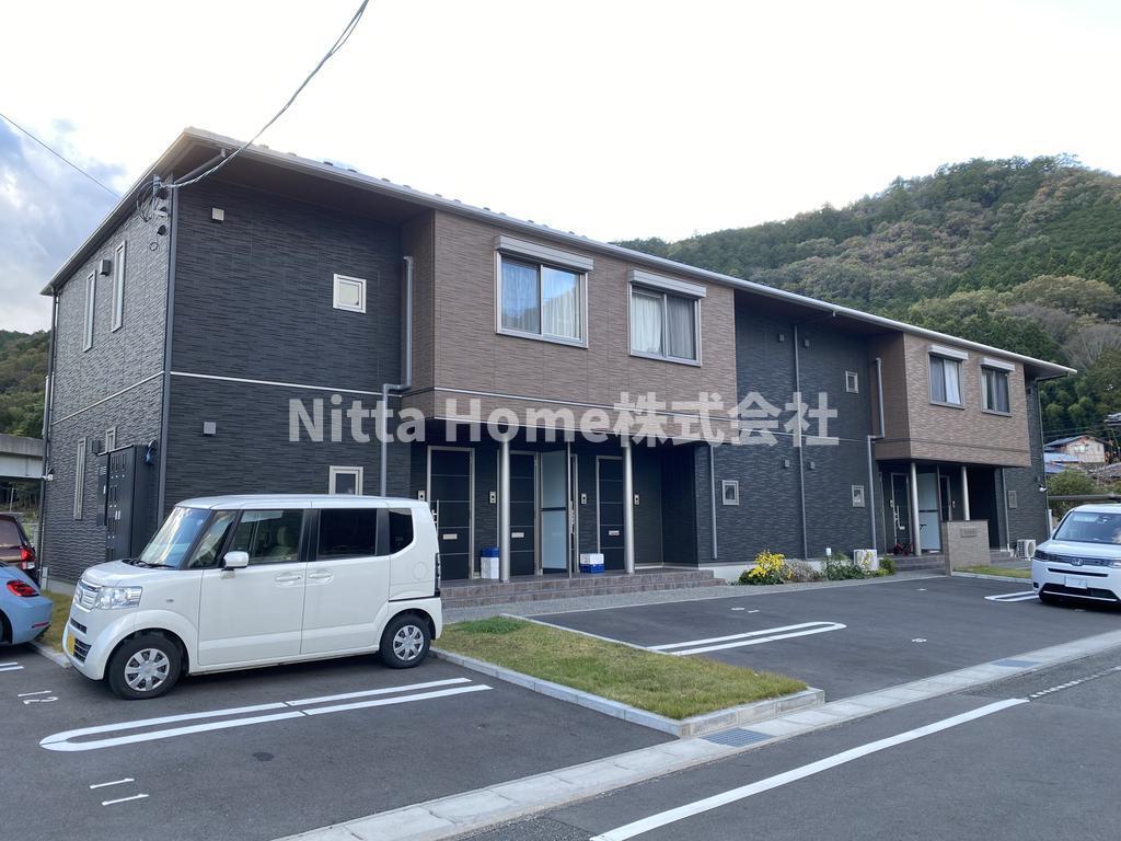 建物外観　２０２２年完成◇エコジョーズを採用しています◎
