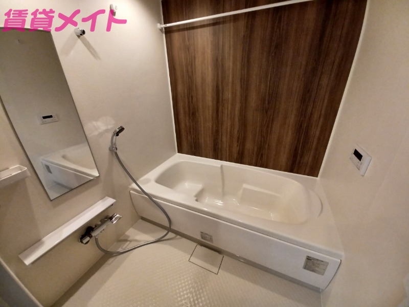バス・シャワールーム　同型画像参考