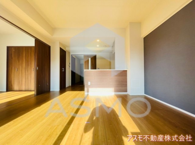 居室・リビング　同マンション別部屋　参考写真