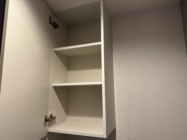 トイレ　トイレ収納