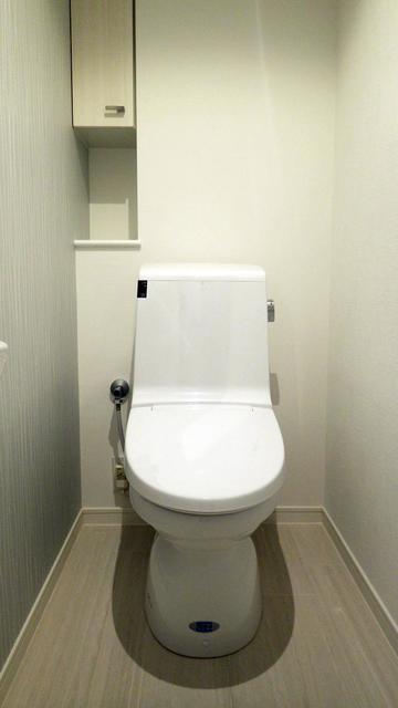 トイレ　※写真は同タイプ住戸です。
