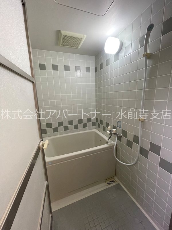 バス・シャワールーム　お風呂も綺麗ですよ！