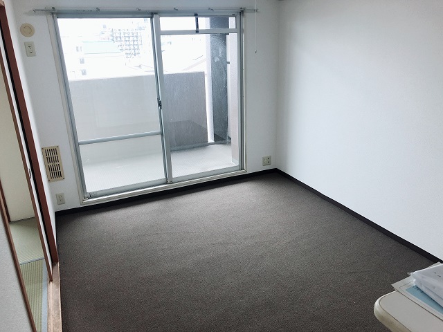 ソシエ北大阪2番館の居間写真