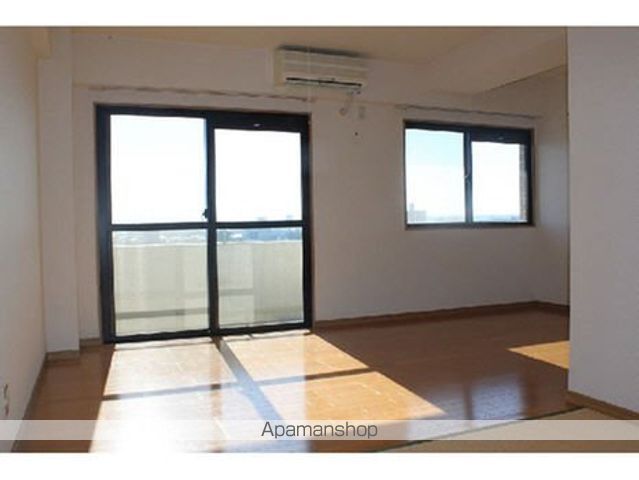 野中マンションの居間写真