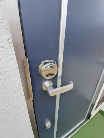 玄関　カードキー