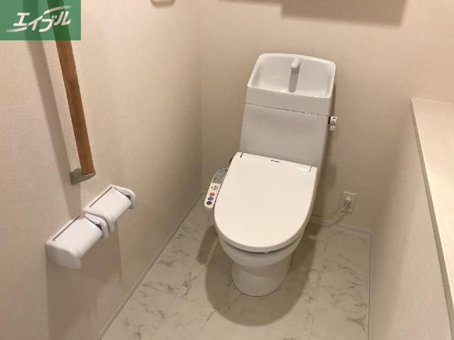 トイレ　シャワー付トイレ