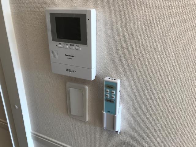 セキュリティ　カメラ付インターホン