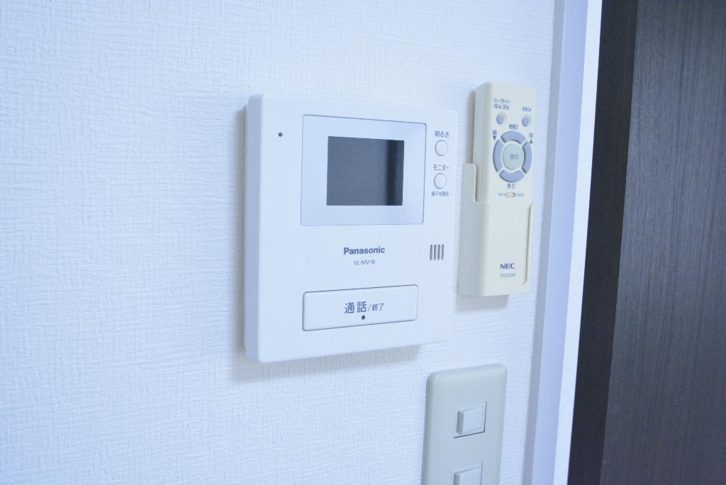 セキュリティ　カメラ付インターホン