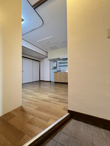 ユーミーハイツの玄関写真