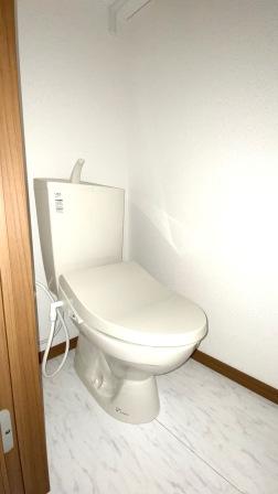 ヴァンヴェール神栖 C棟のトイレ写真