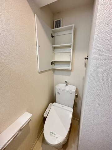 ベイルーム西横濱Iのトイレ写真