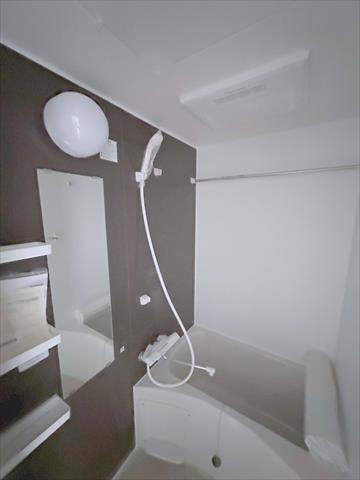 京急大師線 川崎大師駅 徒歩8分 3階建 築1年の風呂写真