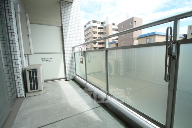 地下鉄御堂筋線 江坂駅 徒歩6分 10階建 築19年の内装写真