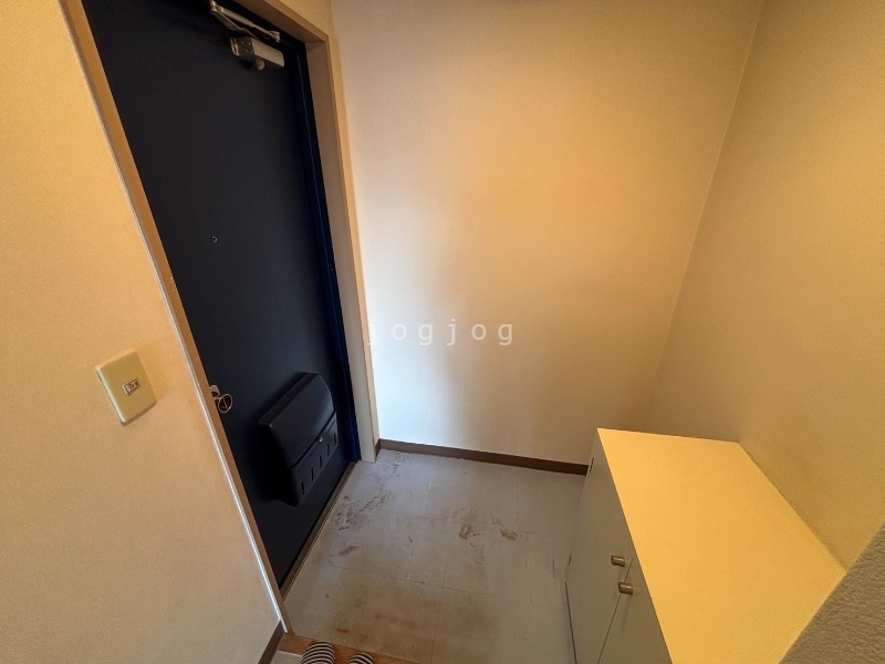 玄関　ゆったりとした玄関です。