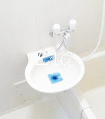 洗面設備　洗面台です。