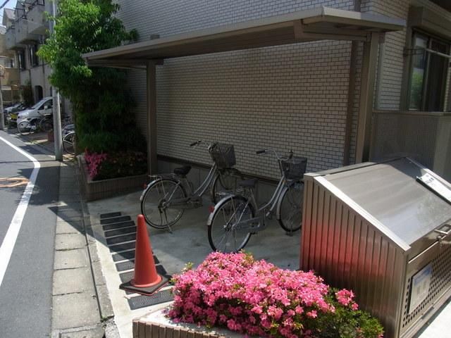 その他共有部分　自転車置き場・ゴミ置き場