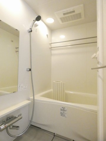 バス・シャワールーム　バス※別部屋参考写真