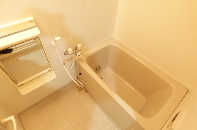 クレセントヒルズの風呂写真