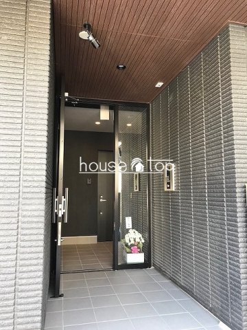 エントランス　セラヴィ甲子園