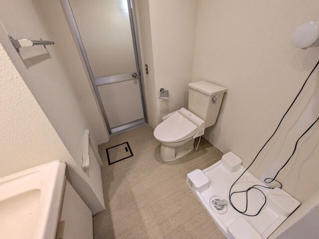 東急東横線 祐天寺駅 徒歩6分 4階建 築39年のトイレ写真