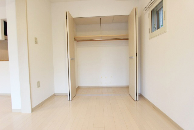 収納　壁一面のクローゼットです！