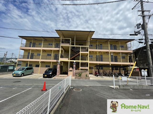 建物外観　「カサ・デラ・J」、現地待ち合わせでのご案内も可能です。