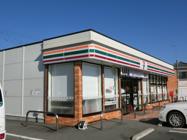 コンビニ　セブンイレブン東松山元宿店（コンビニ）まで909m