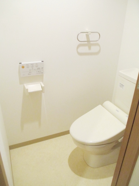 サンヒルズ高島平のトイレ写真