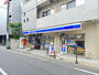 コンビニ　ローソン代々木八幡駅北店（コンビニ）まで288m