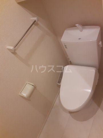 【グランテージ海神Iのトイレ】