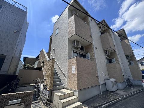 【石場町ベースの建物外観】