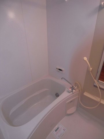 バス・シャワールーム　お風呂で日々の疲れを落としましょう