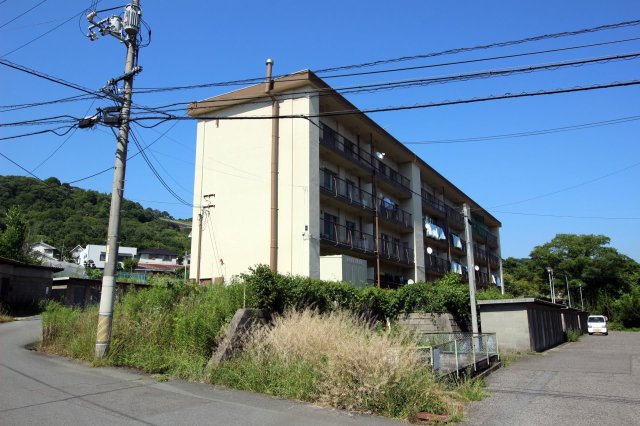 【福山市蔵王町のマンションの建物外観】