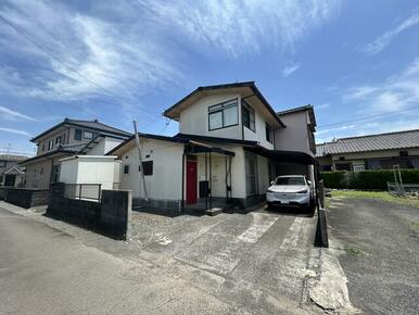 高新田貸家2の建物外観