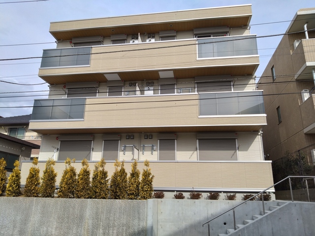 建物外観　南西向き