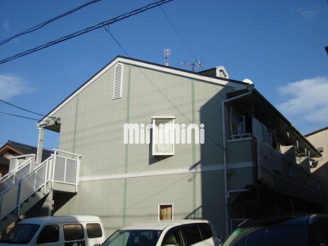 建物外観　２階建てのかわいい外観のコーポです。