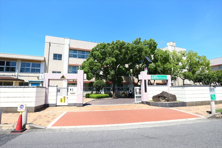 【パストラル狭山の小学校】