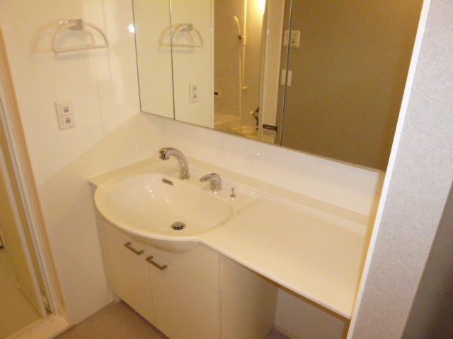 洗面設備　洗髪洗面化粧台