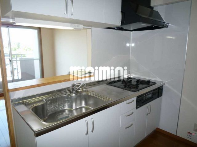 キッチン　システムキッチン備え付