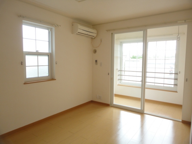 居室・リビング　リビング