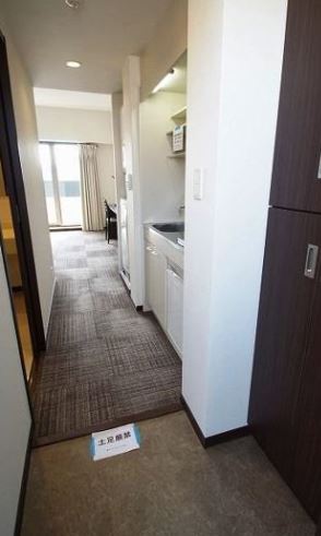 玄関　写真は別号室です。現況優先になります。